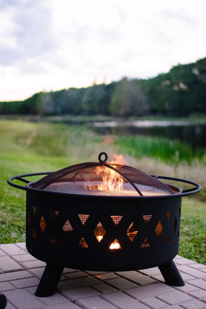 A simple metal fire pit that makes an enjoyable metalworking hobby project.