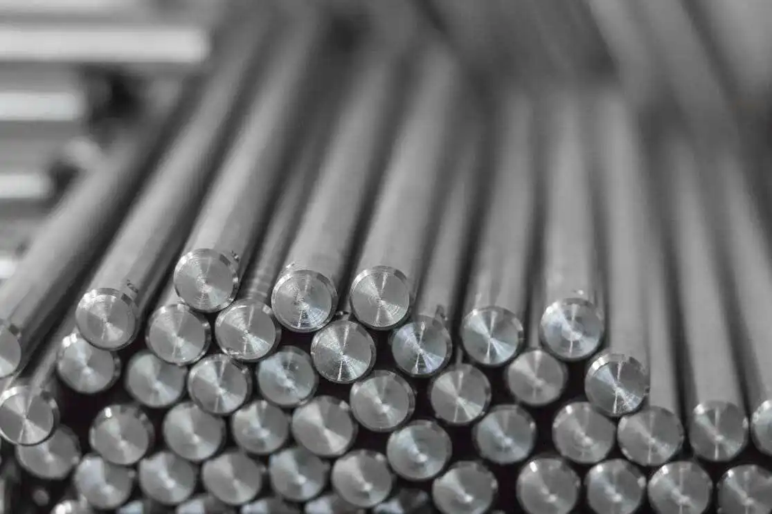 pile of stainless steel round bars